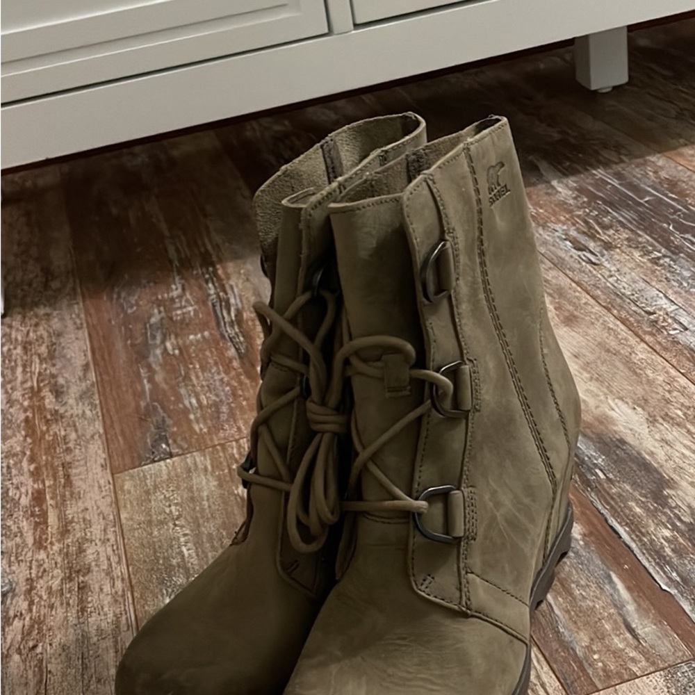 Sorel Joan of Arctic wedge II boot - Picture 2 of 5